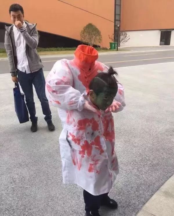 讲真,去年这个小朋友才是无头界的扛把子!