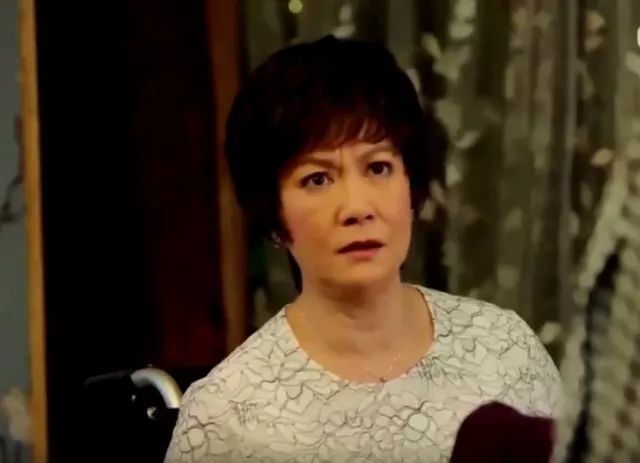 67岁复出tvb拍剧!_苗可秀