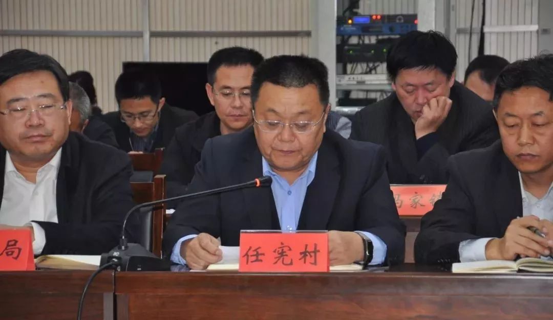 区人大常委会专题询问城区供热