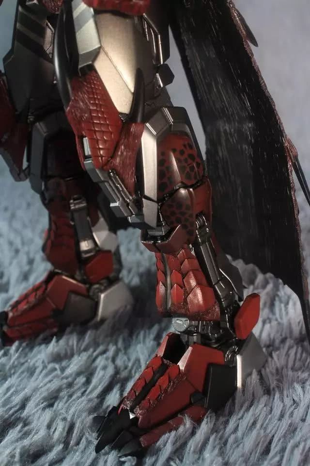 pg强袭超进化怪物猎人大剑雄火龙装