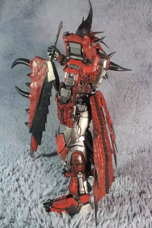 pg强袭超进化怪物猎人大剑雄火龙装