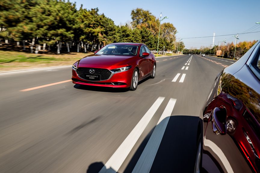 试驾丨不忘初心试驾次世代马自达3昂克赛拉