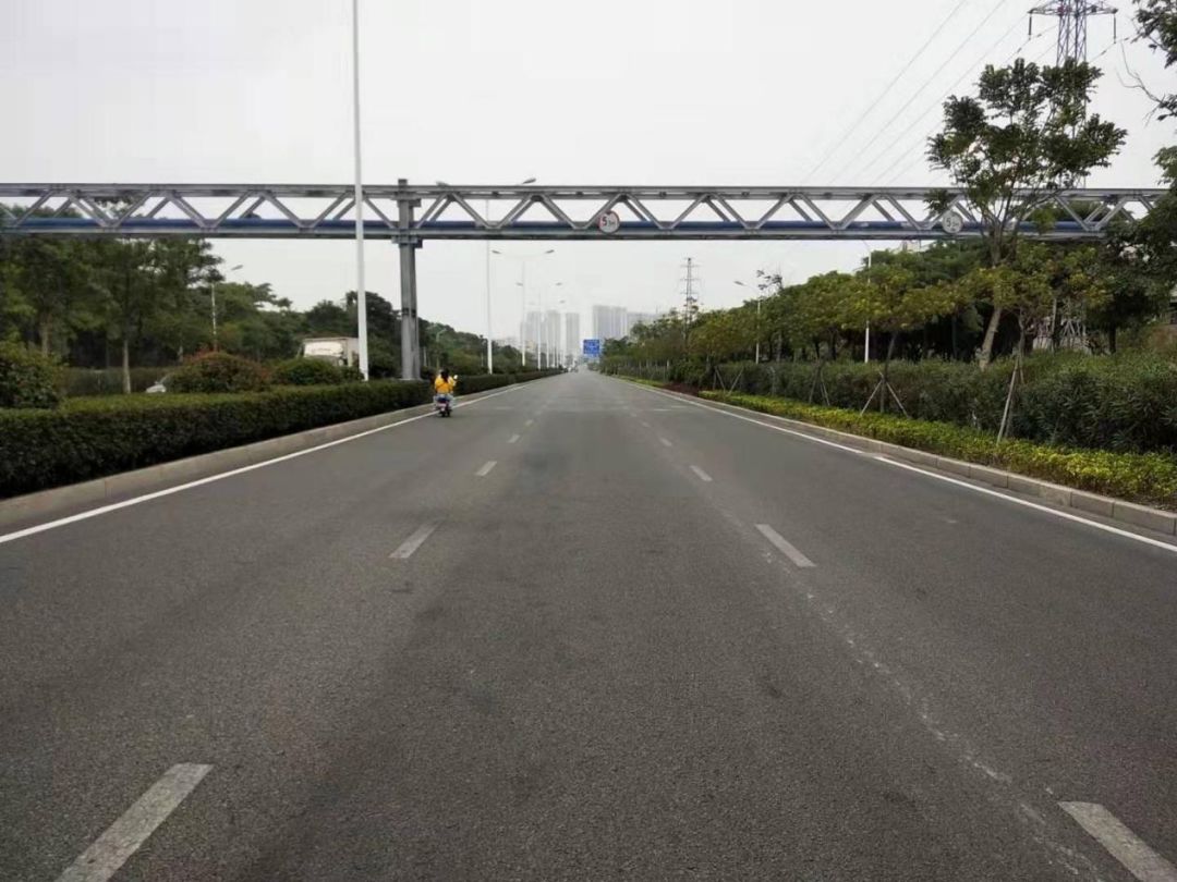 累计刷新5000平方米道路标线行车更安全