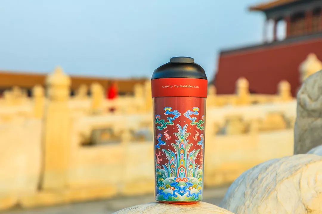加价才能买到的故宫随行杯,我们有现货!