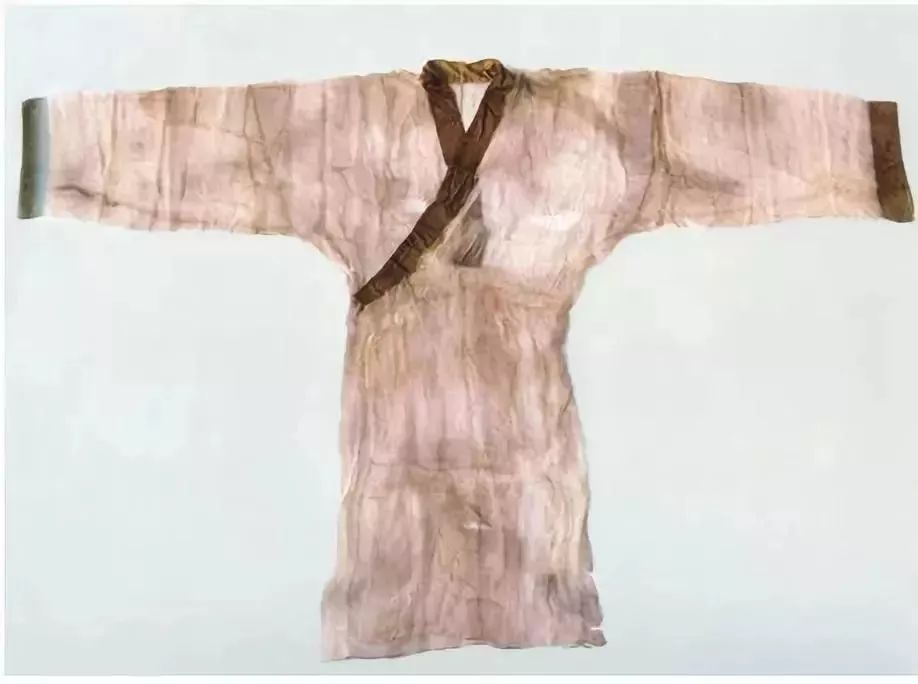 汉代服饰基本形式的考古学观察_服装