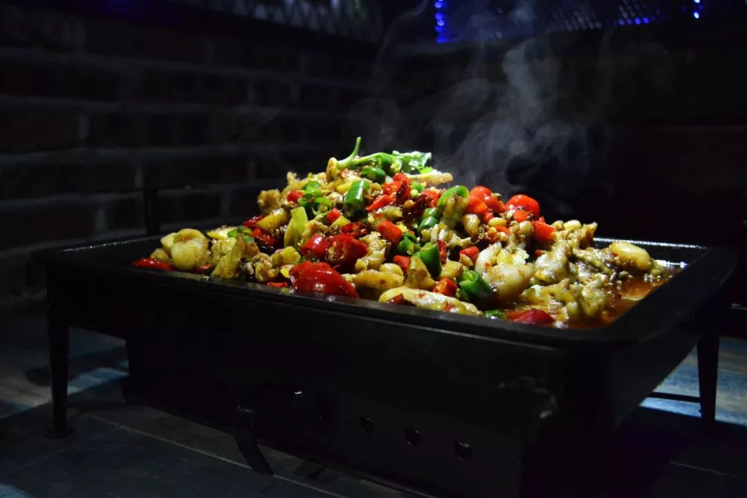 来吃牛蛙吧!斗门超低价38元请你吃牛蛙!