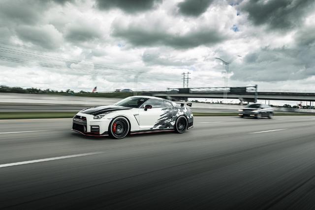 个性涂装尼桑gtr,很简单,但很帅!