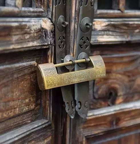 古锁,门上的一道绝美风景