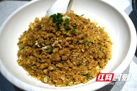 逛吃8小时不重样!时小刻带你寻味益阳美食城