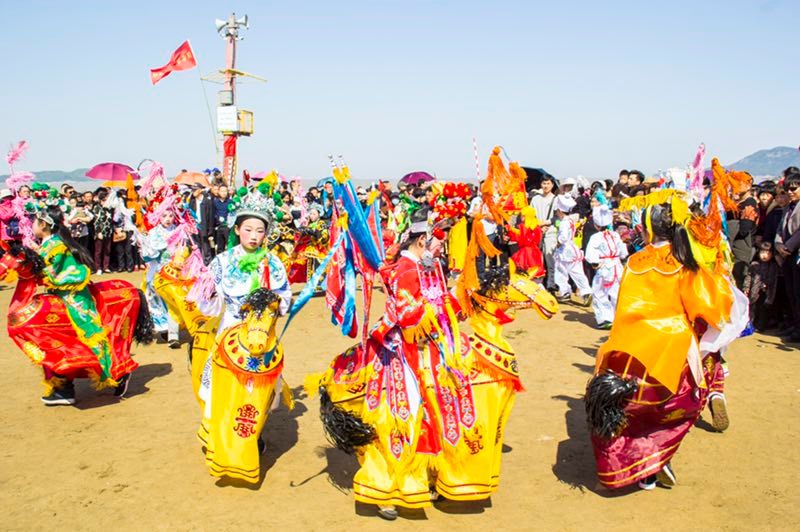 朱松祥老人(1922年生)回忆,从他知晓起,马灯舞表演已有一百多年的历史