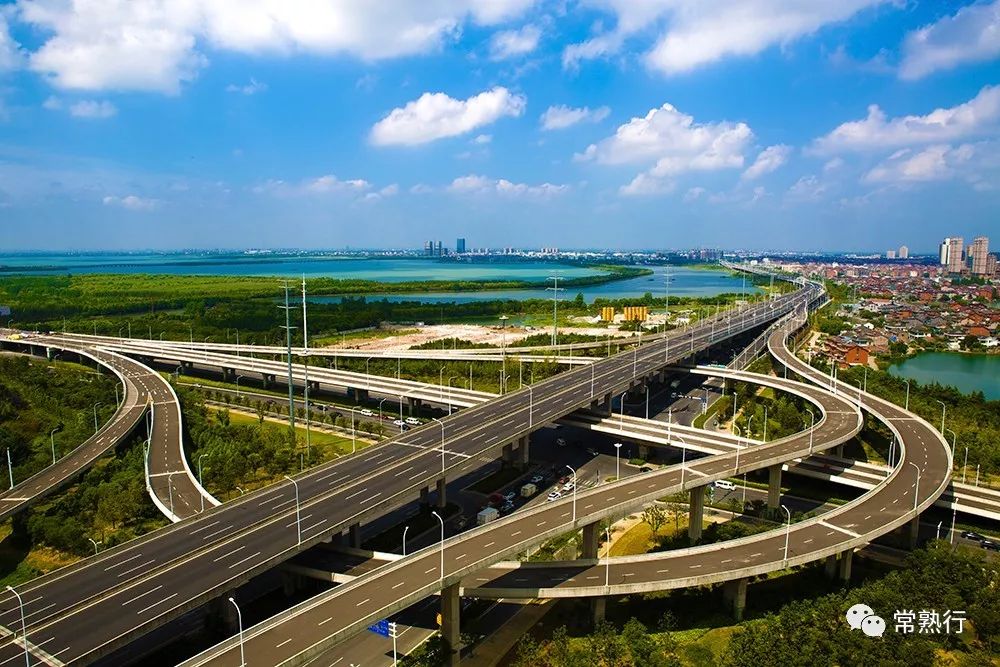 行业管理常抓常新进一步深化行业改革,理顺管理体制机制,改变不合时宜