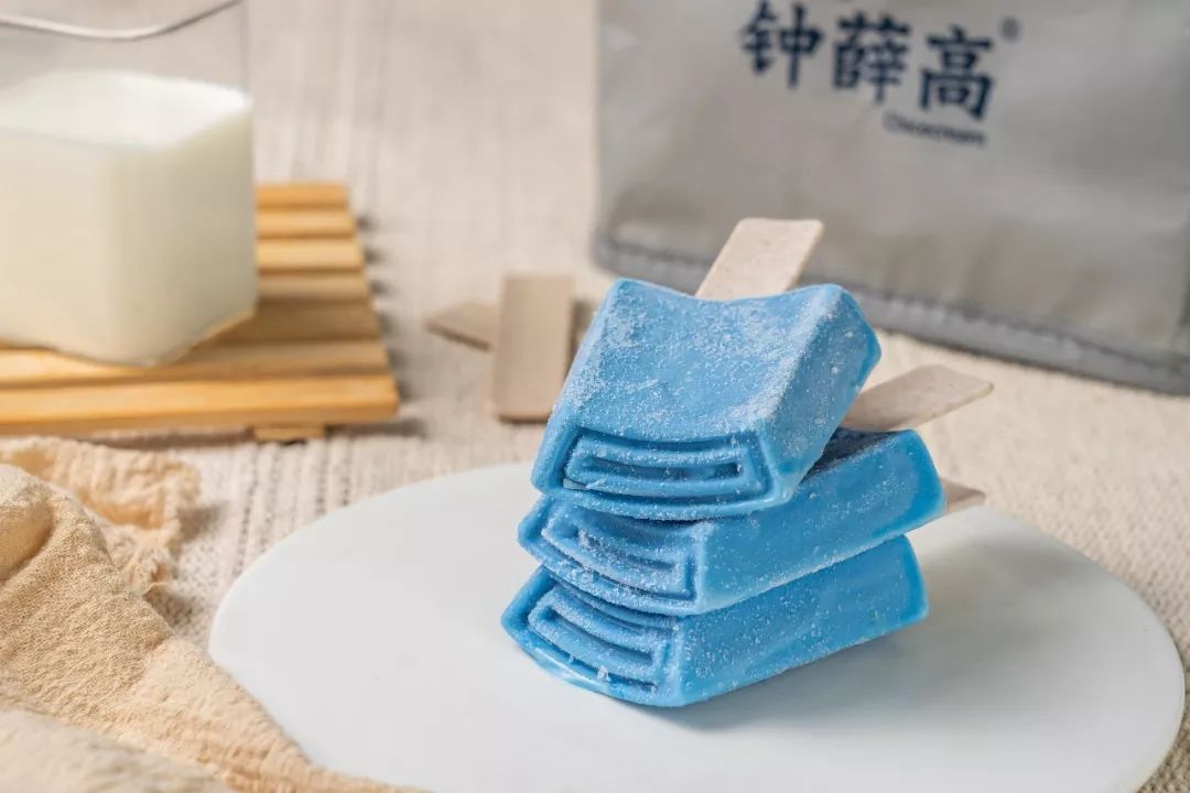 用汽车,燕窝,松鼠,白酒做雪糕!联名大户「钟薛高」又来搞事情了!