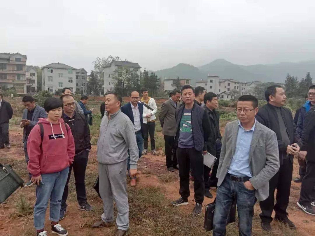 玉山县召开第三季度驻村第一书记(工作队长)工作交流现场会!_樟村镇