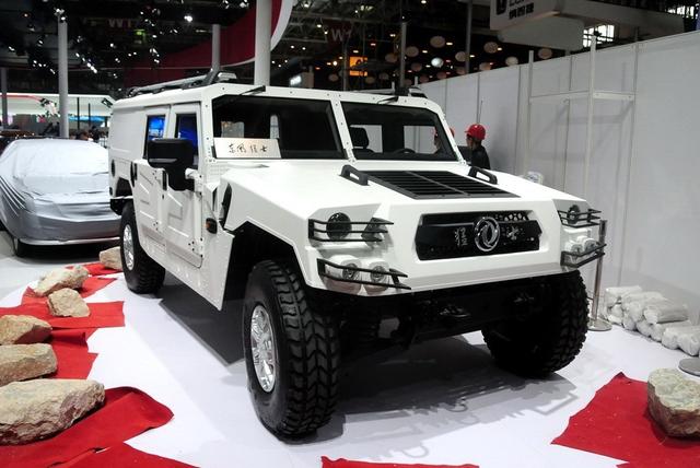东风huv,硬汉最爱,只可惜7年了还没量产!