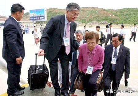 韩国总统文在寅母亲逝世最后一刻都为政治旋涡的儿子提心吊胆