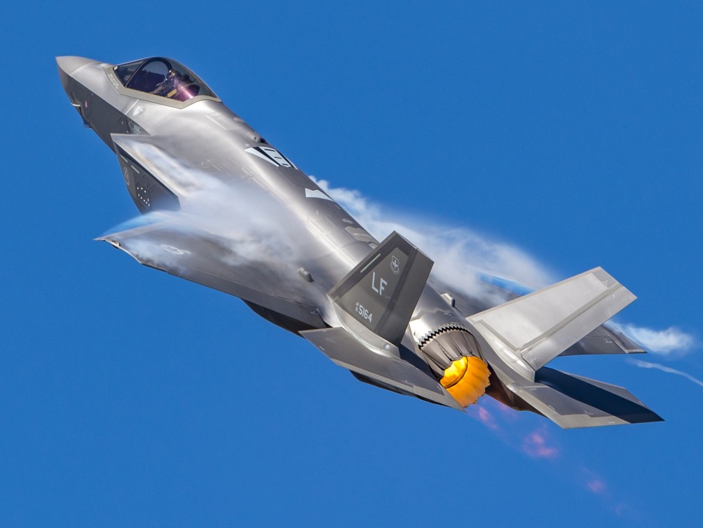 原创赚大了普京用一根冰淇淋的代价换来了36架苏35的大买卖