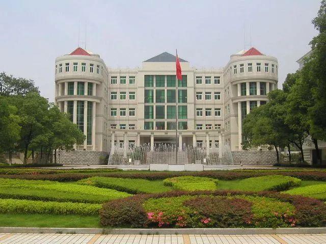 育英优启:九年磨一剑,只为中考战