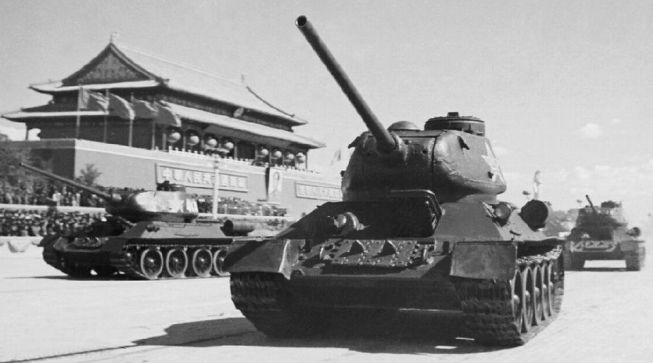 解放军版魔改t34上打飞机下打步兵为何现身美国阿伯丁