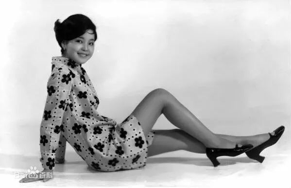 你所不知道的邓丽君超会穿