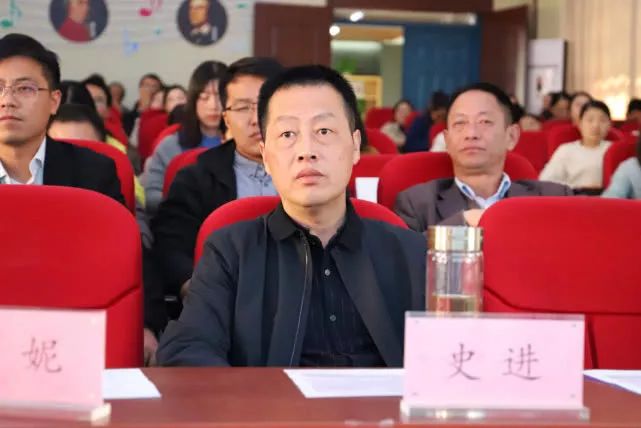 王世民安徽教育学会心理学专业委员会副秘书长曹玉峰安徽教育学会心理