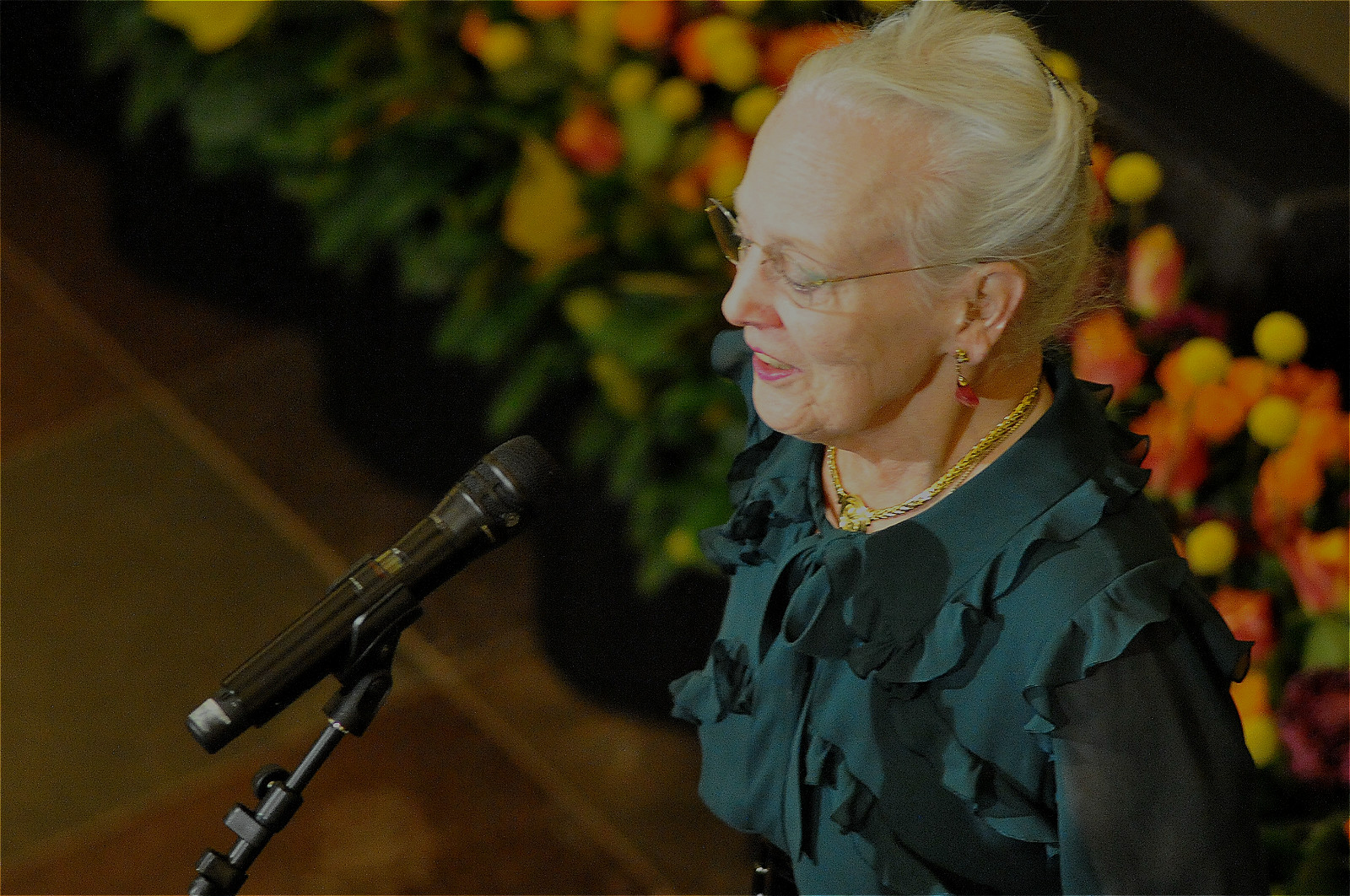 丹麦女王在弗雷登斯堡城堡举行和平市民音乐会和晚宴