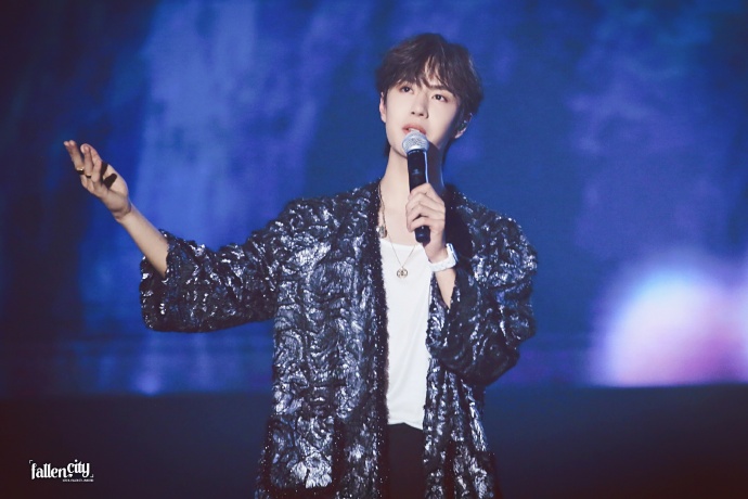 王一博陈情令国风演唱会全程回顾 小王子的惊艳应被世人看见