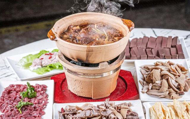 佛山第①家老广味炭炉羊肉煲专门店
