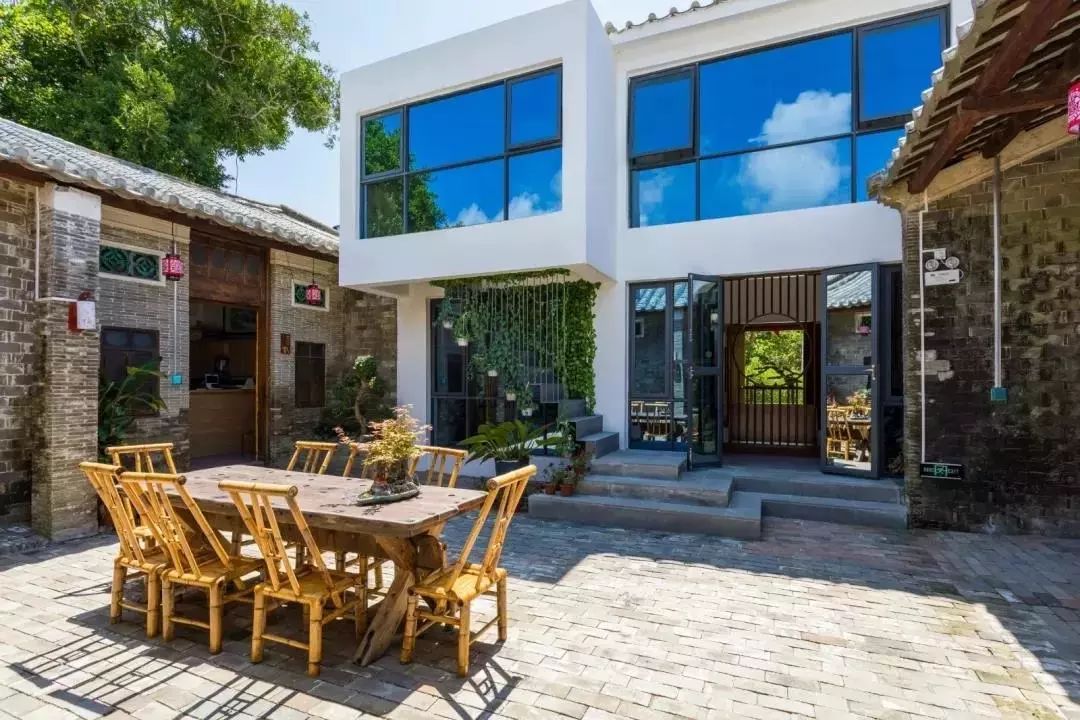 南强美丽乡村凤凰客栈获"2019海宿会品牌民宿"奖_海南