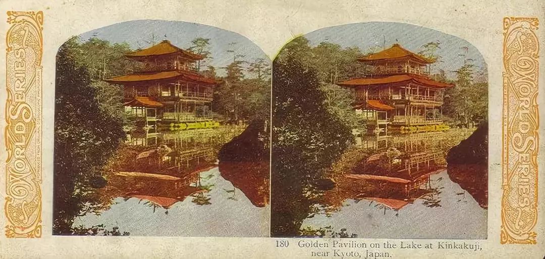 又因寺内的舍利殿贴满金箔,金碧辉煌,被人称为金阁寺.