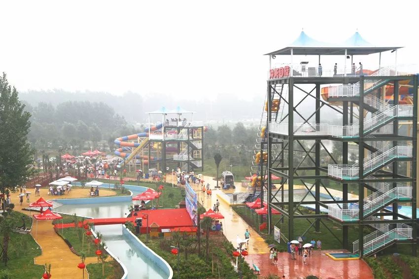 海世界已成为鲁西南最大的水上乐园惊险刺激的体验来一次你就知道!