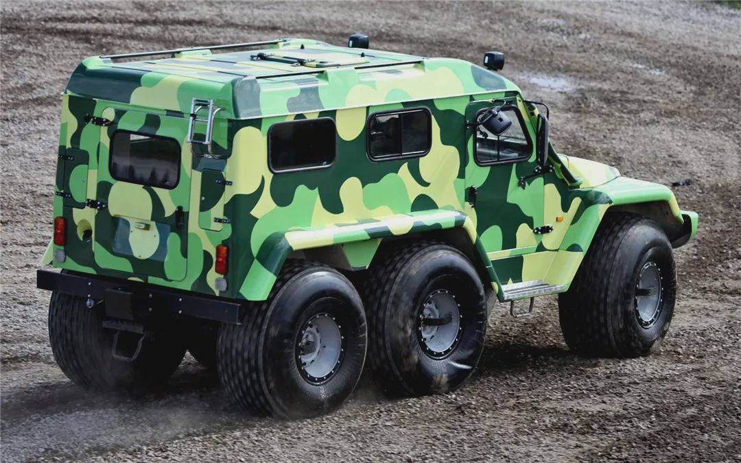 六轮越野猛兽一出,奔驰"大g"都得靠边站_搜狐汽车_搜狐网