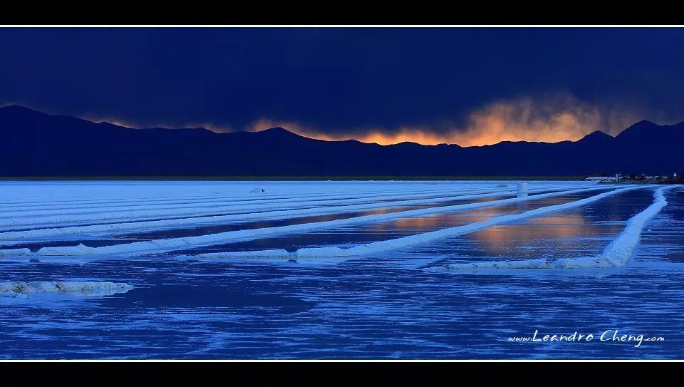 阿根廷盐湖的天空之境