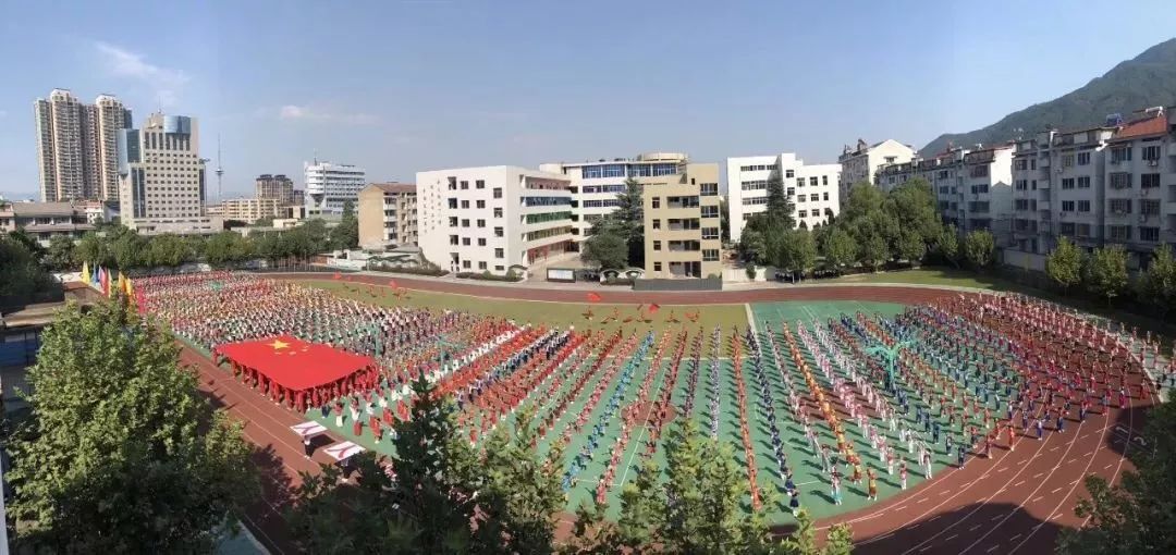 招聘啦东阳市吴宁第五小学诚聘英才