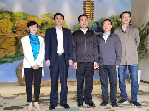 湖北省委统战部副部长陈昌宏到长江国际商会调研