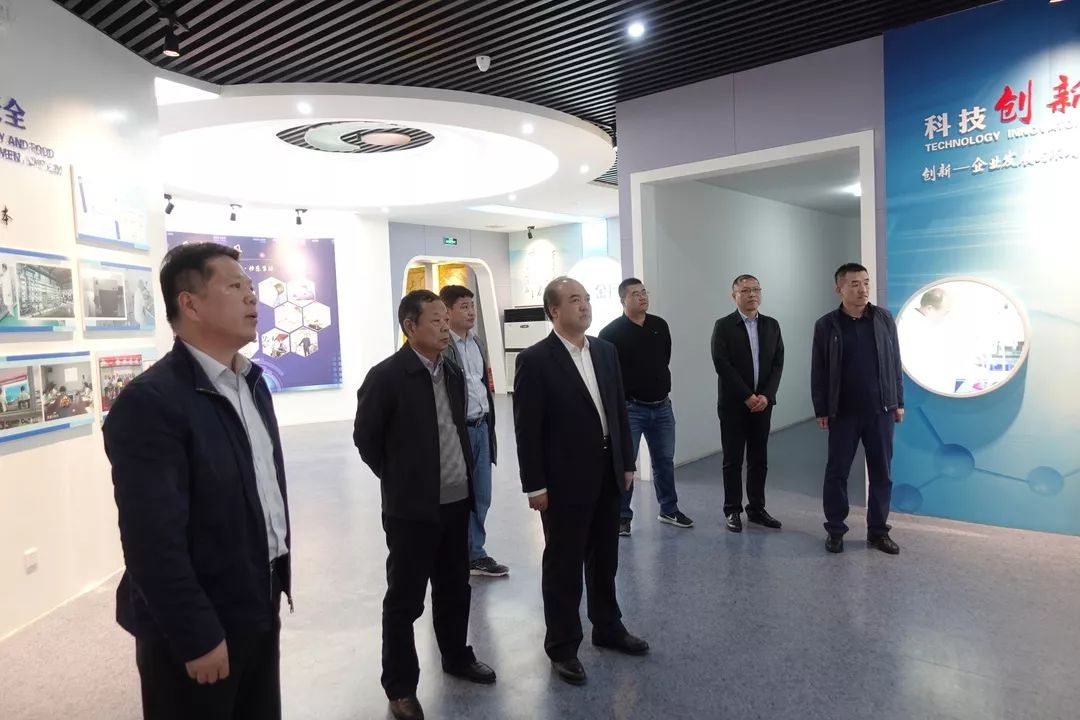 集团党委书记,董事长澹台印玉一行应邀到访河南郸城金丹科技公司并