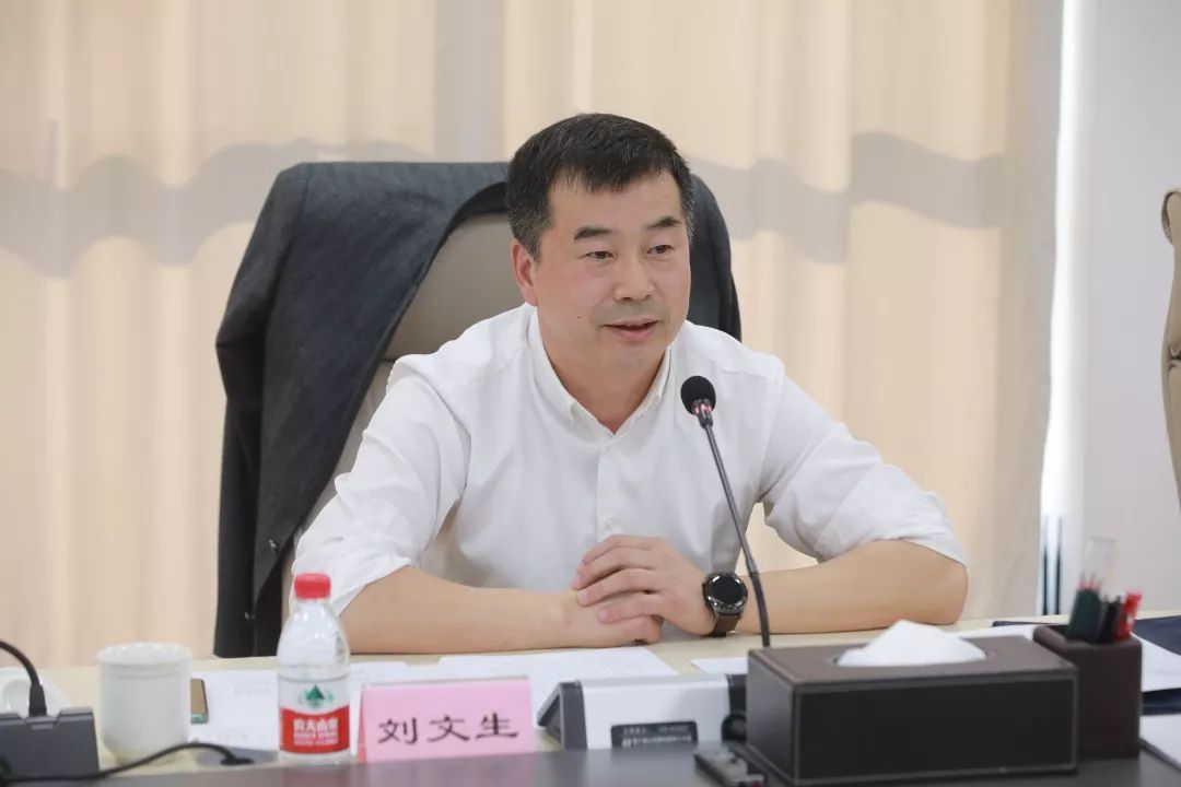 市委政研室副主任刘文生到浑南区交流主题教育经验