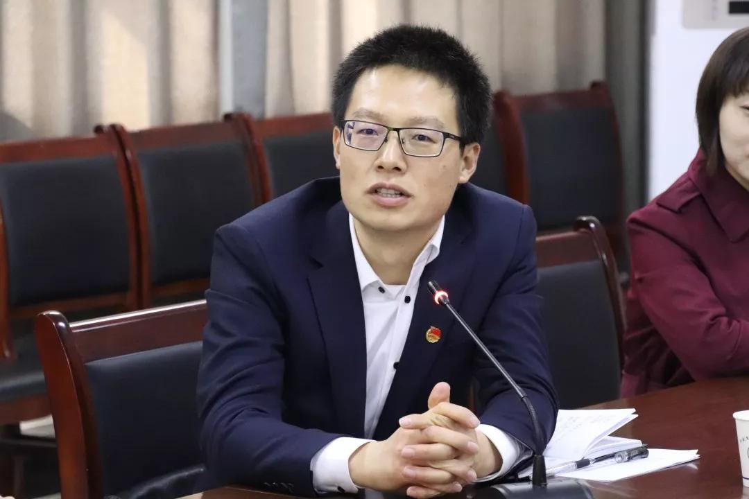 团中央青年发展部扶贫处处长颜滨深入庄里试验区调研共青团基层组织