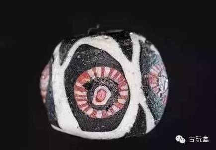 战国 蜻蜓眼式玻璃珠1954年湖南衡阳公行山5号墓出