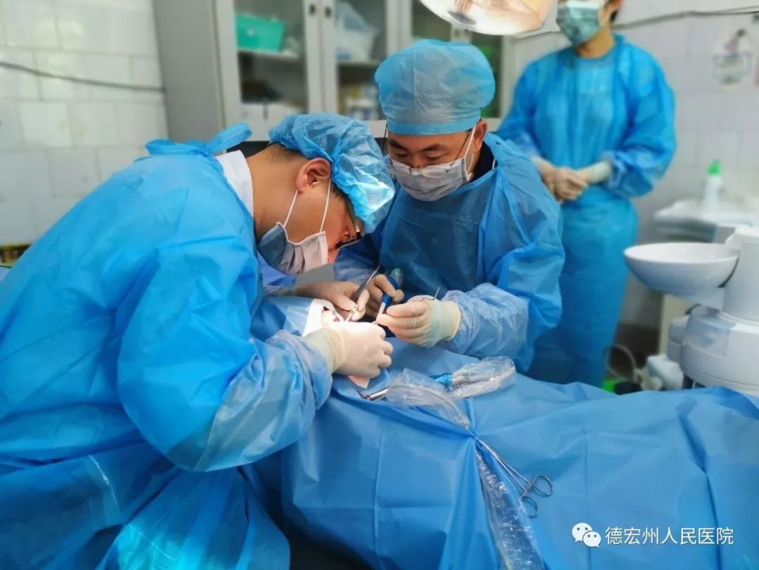 包含北大口腔医院、护士全程协助陪同网上代挂专家号，在线客服为您解答的词条