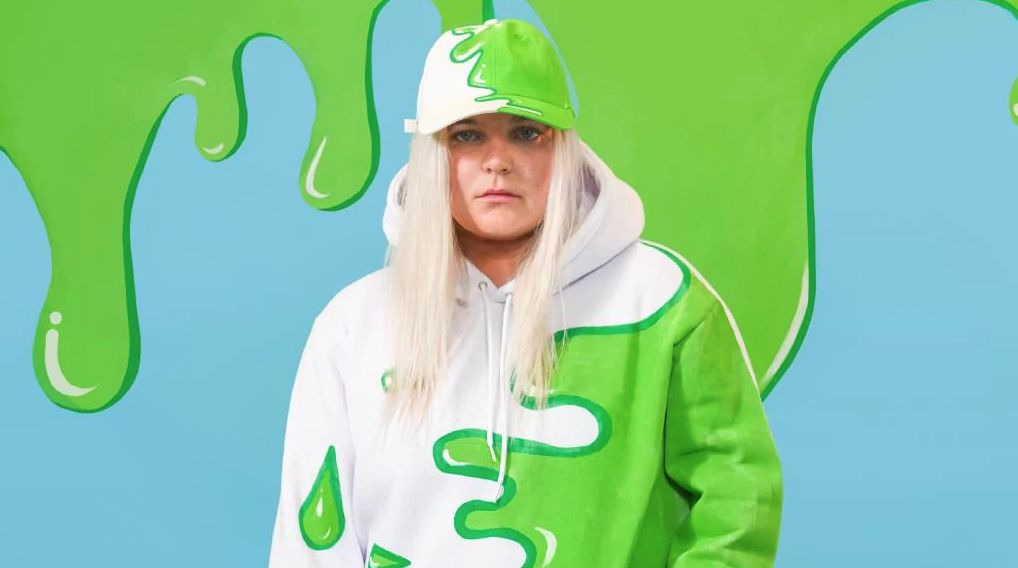 tonesandi拥有一副被天使掐过的嗓子是种什么体验