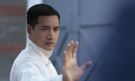 后来这个人出现了,这人便是自然门的创始人徐矮师,后来杜心五在他门下