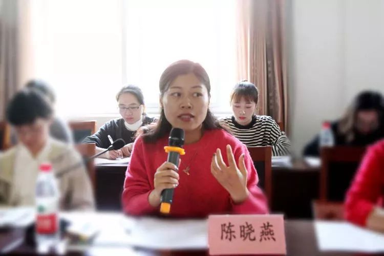 在评议环节,浙江省教育厅职成教研究室教研员陈晓燕老师从产教融合的