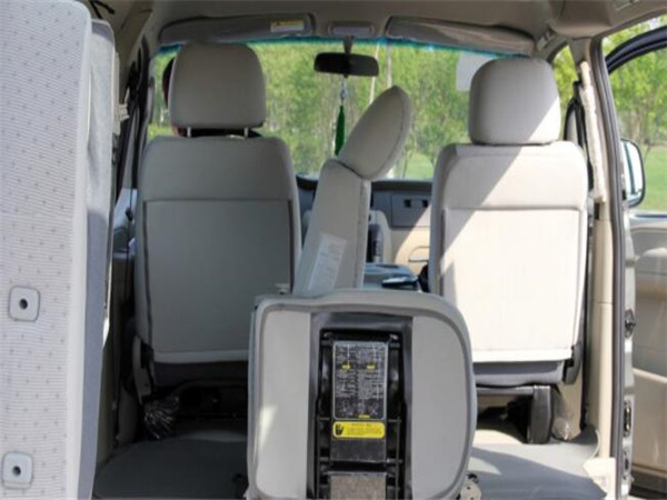 江淮瑞风商务车内饰改装合正视听娱乐享受专属空间