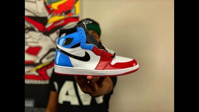 原价or多少钱入手aj1警灯合适