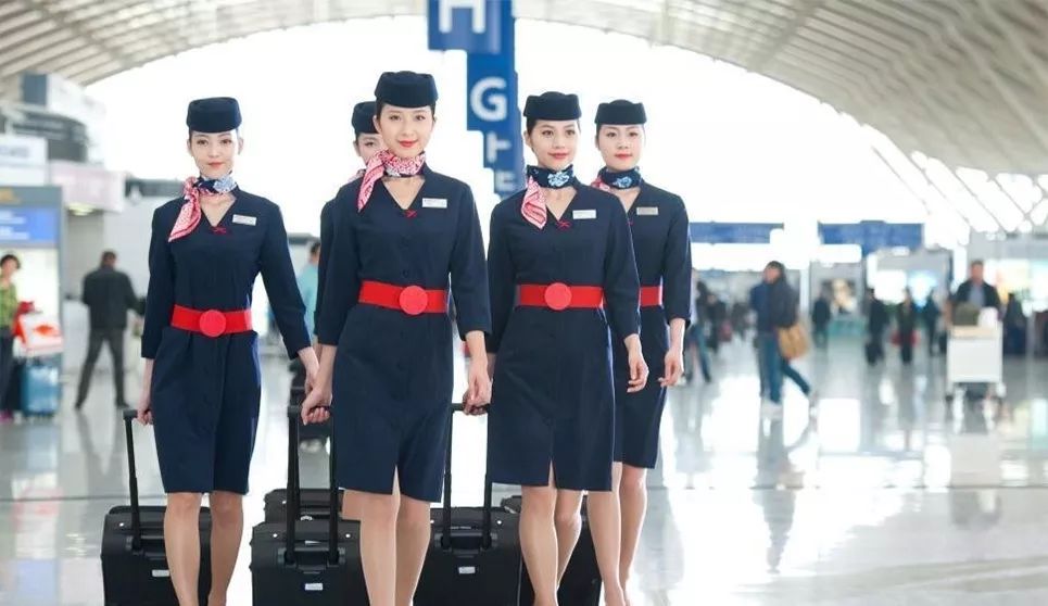 东航空姐制服大盘点哪个年代是你的菜