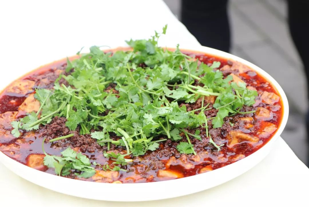 听民谣品美食今天的西来古镇十里飘香