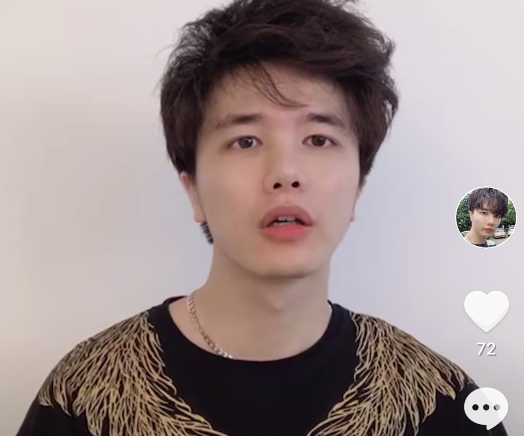 梦幻西游:雪无剪完头发直播,看到粉丝的评价,雪无后悔了