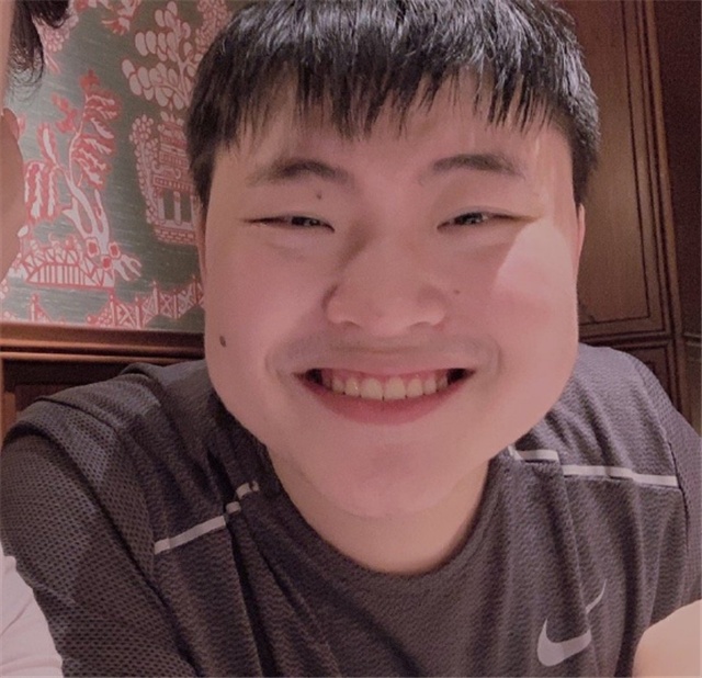 uzi女友跟rng队员要钱,原因让人笑喷,史森明:想当恶鬼是吧?