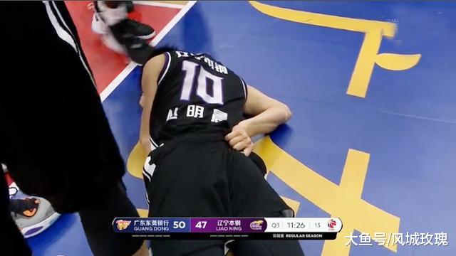 就事论事,丛明晨受伤真不能怪赵睿,郭士强:职业球员应该提升职业道德