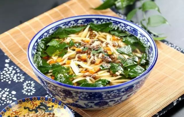 来甘肃武威咥一碗踏实的扁豆面